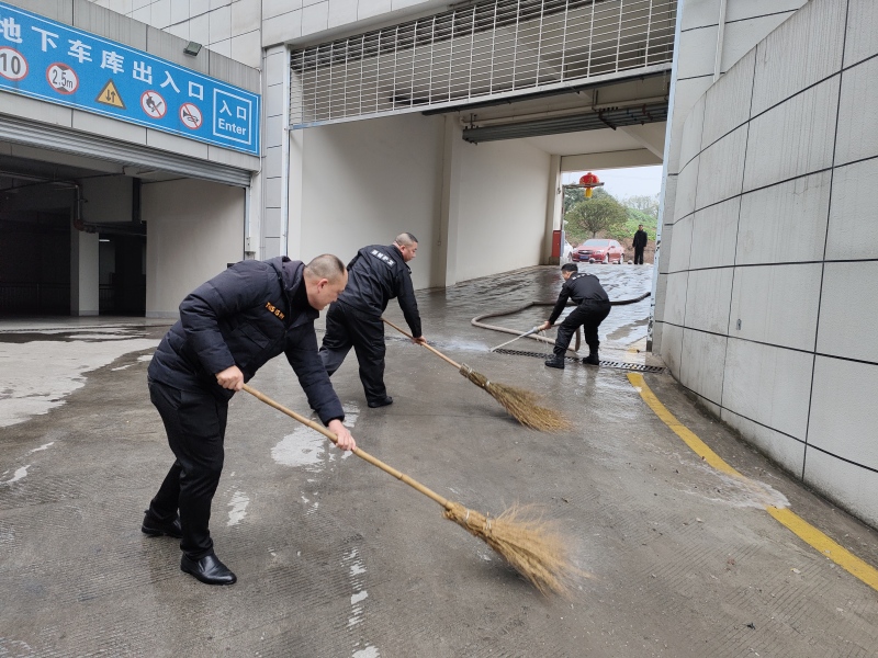 相片6：清掃車道.jpg